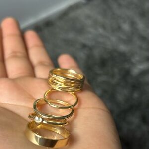 Elegant Gold Ring Set
